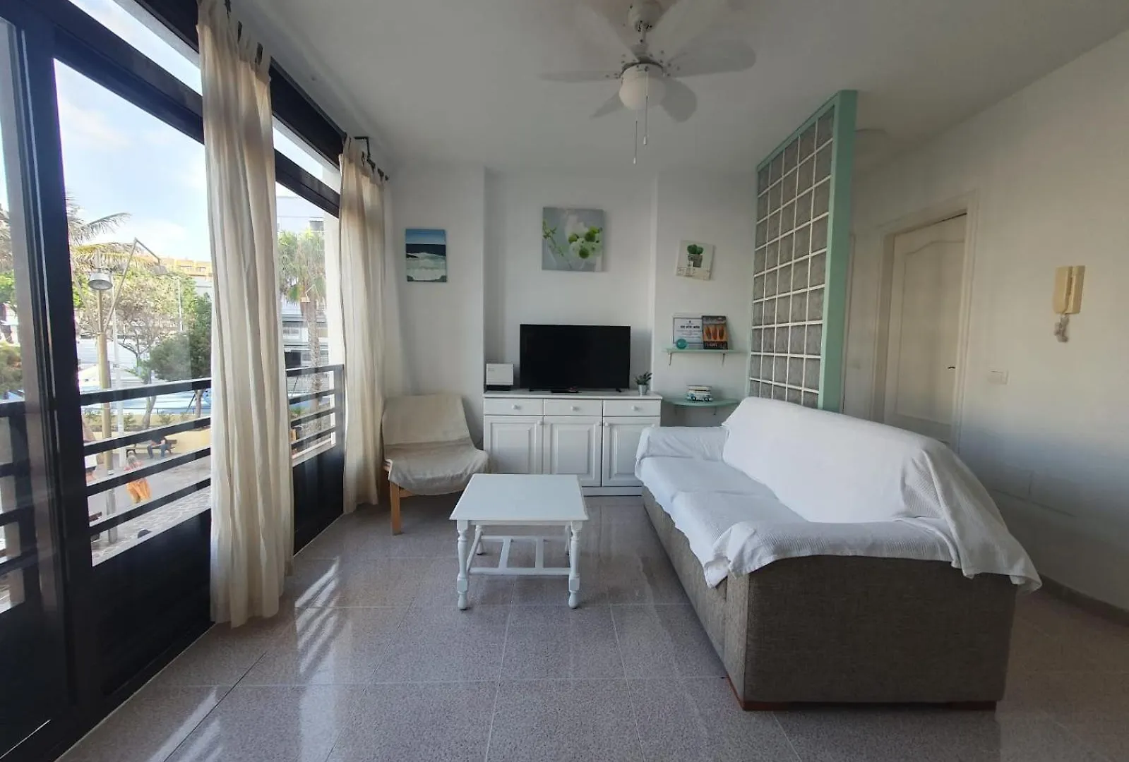 alquilaencanarias El Medano beach 1 Apartamento El Médano